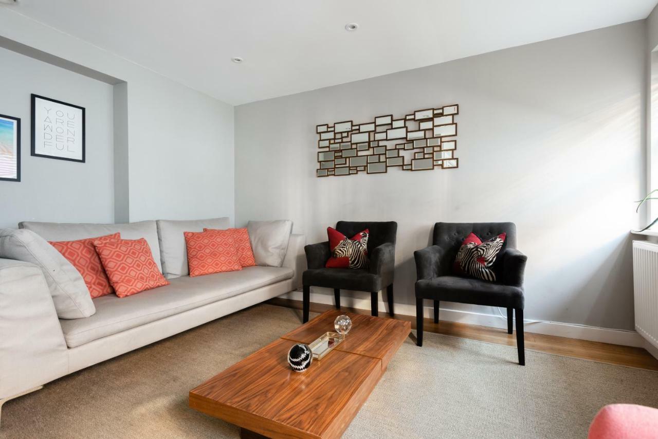 The Norfolk Maisonette - Lovely 4Bdr Mews London Exterior photo