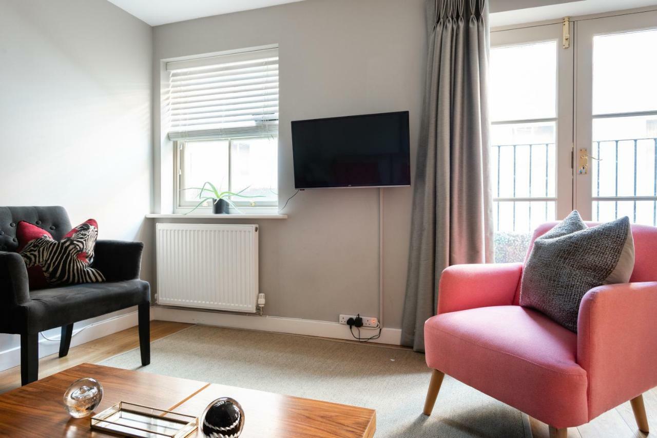 The Norfolk Maisonette - Lovely 4Bdr Mews London Exterior photo